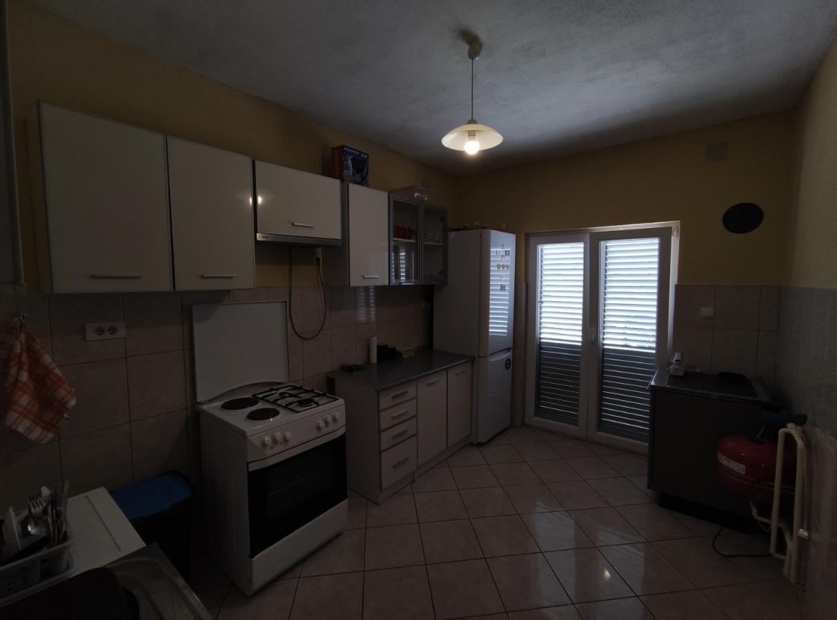 Apartman Bujkovic Sutvara Lägenhet Kotor Rum bild